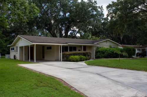 541 Palmeden Dr, Lakeland, FL 33803-3827