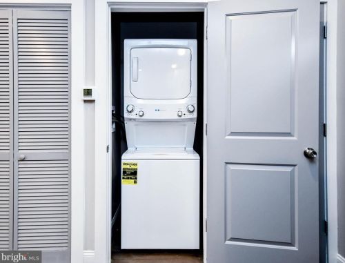 4227 Edson Pl, Washington DC  20019-8023 exterior