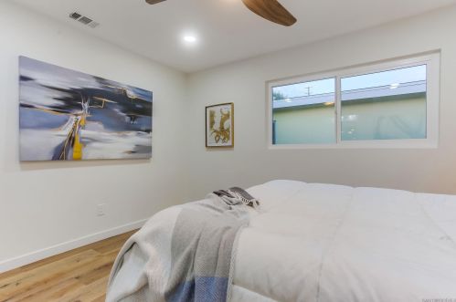 3862 Martha St, San Diego CA  92117-1817 exterior