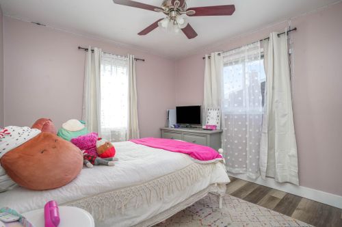 8578 Winthrop Cir, Florence KY  41042-9550 exterior