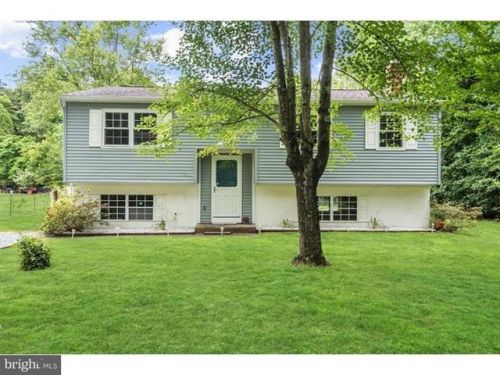 91 Grv St, Berlin Boro NJ  08009-9661 exterior