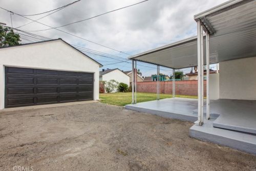 3740 Faust Ave, Long Beach, CA 90808-2141