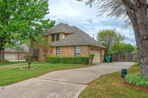 3310 Cooper Br, Denton, TX 76209-7906