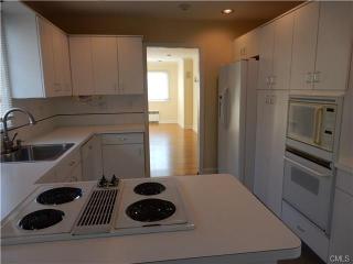 31 Mcclean Ave, Stamford CT  06905-3410 exterior