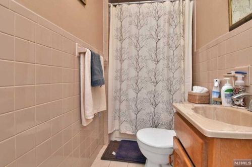 1438 Gehr Pl, North Bergen NJ  07047-2514 exterior