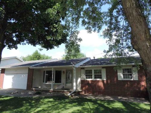 421 Longview St, Denver, IA 50622-9775