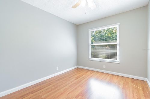 14677 Pine Glen Cir, Lutz FL  33559-3289 exterior