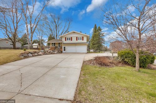3015 Cooper Ave, Saint Cloud, MN 56301-9041
