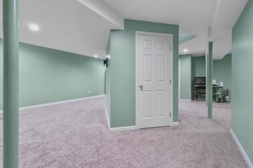 7 Woodfield Dr, Washingtonville NY  10992-1149 exterior