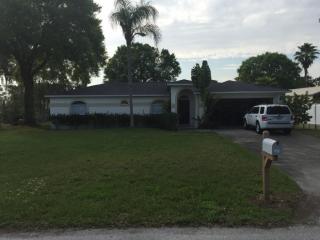 2151 Karen Dr, Lutz, FL 33558-5144