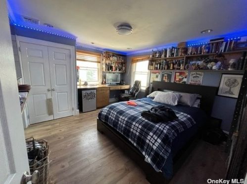 65 Brower Ave, Woodsburgh NY  11598-1746 exterior