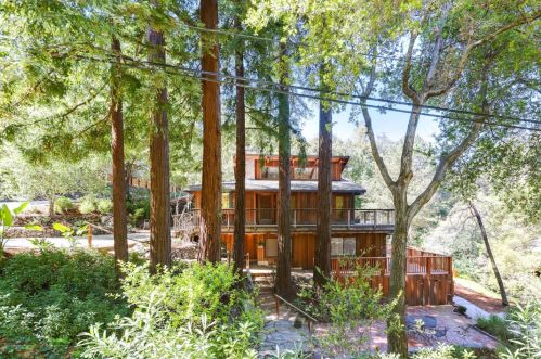 3468 Oak Knoll Dr, Redwood City, CA 94062-3118