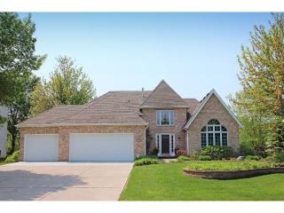 314 Windsor Ln, Saint Paul, MN 55115-2831