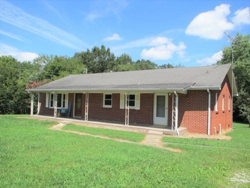 9628 Cookeville Boatdock Rd, Baxter TN  38544-4915 exterior