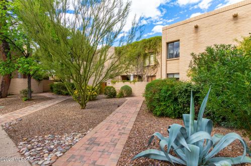 2845 Sierra Vista Rd, Tucson, AZ 85716-0905