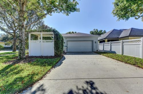 202 Chancery Ln, Deland, FL 32724-7707