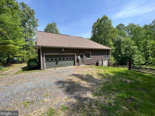 9595 Grasty Gold Mine Rd, Rhoadesville, VA 22542-8827
