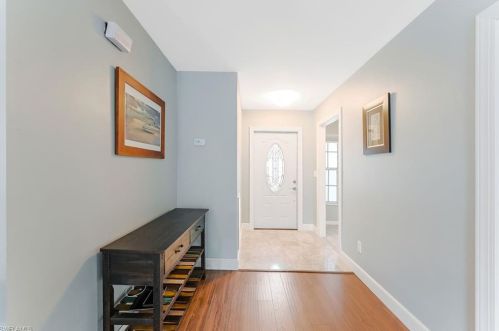 247 Stanhope Cir, Naples FL 34104-0810 exterior