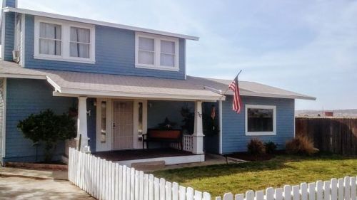 717 Tyler St, Taft, CA 93268-1507