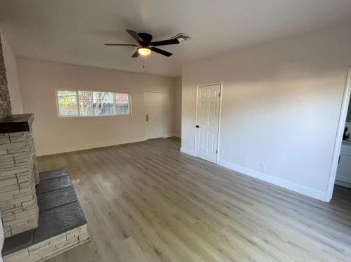2202 Geneva Dr, Modesto CA  95350-2830 exterior