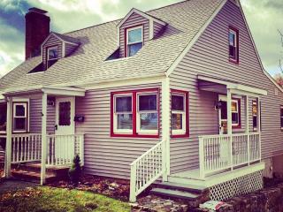 30 Jefferson Ave, Danbury, CT 06810-7914