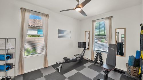 33812 30 Dr, Phoenix AZ exterior