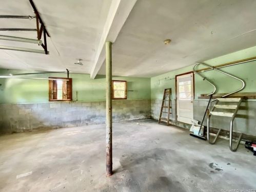 338 Union Valley Rd, Mahopac NY  10541-4333 exterior