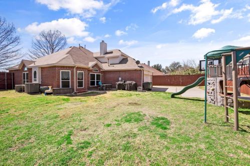 1407 Brittany Ln, Midlothian TX  76063-4062 exterior