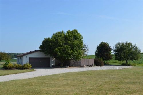2383 County Road 4, Ashley, IN 46705-9718