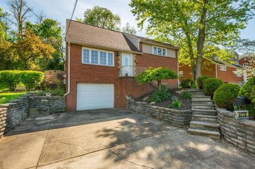 6772 Tunnelview Dr, Pittsburgh, PA 15235-2237