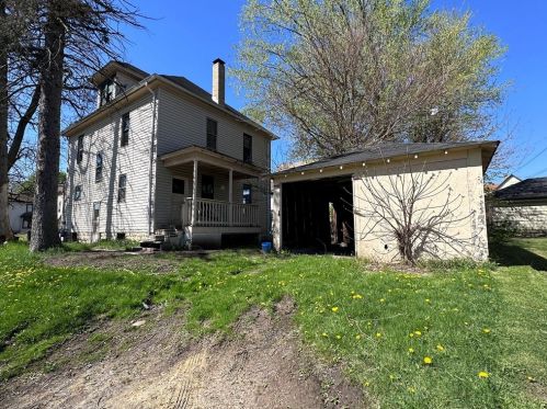 703 Prindle St, Hermitage PA  16146-2756 exterior