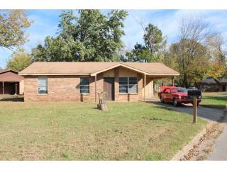 92 Neal St, Greenwood, AR 72936-4541