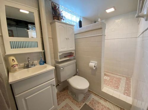 28 Bentley Ave, Greenville PA  16125-1847 exterior