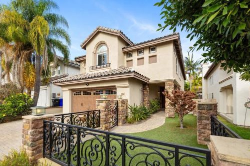 4332 Corte De La Fonda, San Diego, CA 92130-2126