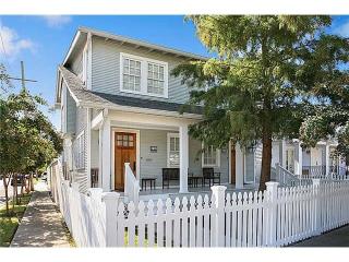 2839 Audubon St, New Orleans LA  70125-2601 exterior