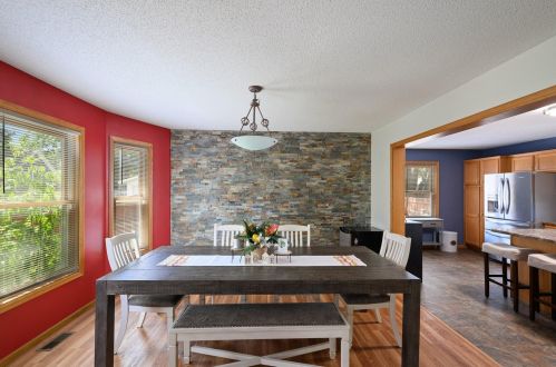 2319 Dupont Ave, Minneapolis MN 55411-2036 exterior