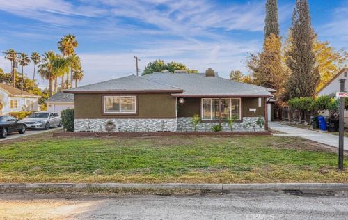 25419 20th St, San Bernardino CA  92404-5611 exterior