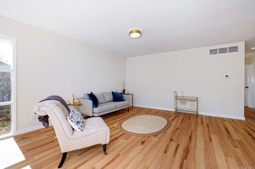 2603 Mercer Ct, Yorktown Hgts NY  10598-3103 exterior