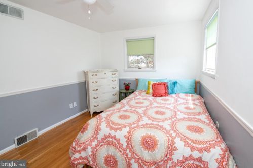 188 Windsor Ave, Southampton PA  18966-3334 exterior