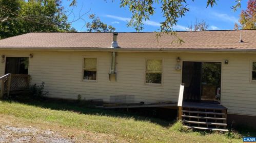 1280 Spring Rd, Bremo Bluff, VA 23022-2261