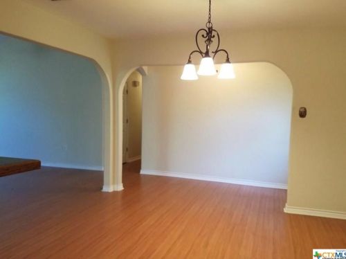 158 Middletowne Rd, Seguin TX  78155-4014 exterior