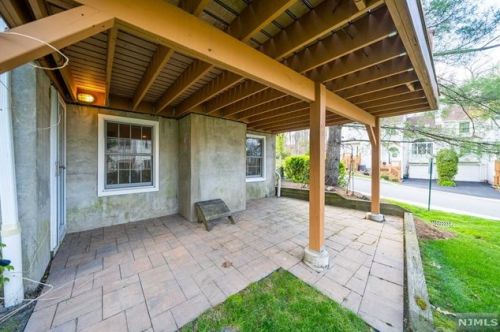 19 Kerri Ln, Lincoln Park NJ  07035-2113 exterior