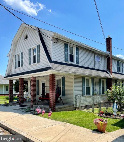 267 Market St, Highspire, PA 17034-1218
