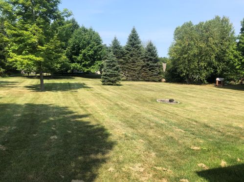 1280 Pheasant Ct, Lake Geneva WI  53147-1077 exterior