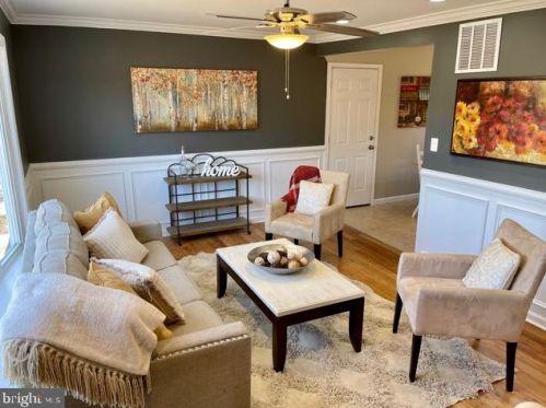 1434 Glassboro Rd, Wenonah, NJ 08090-1606