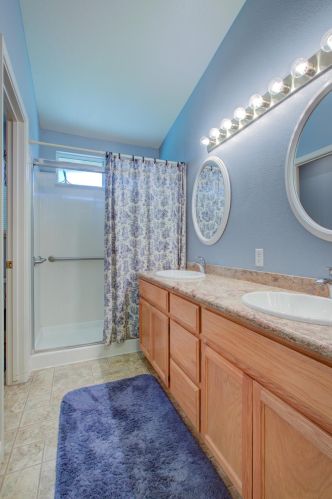 1440 Ranch House Ct, Valley Home CA  95361-8879 exterior