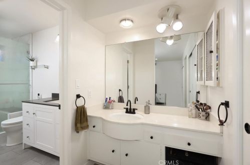 1630 Virden Dr, Glendale CA  91208-2722 exterior
