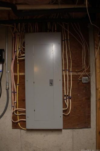 5 Kelsey Ave, Lyme CT  06371-1210 exterior