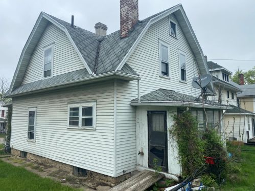 32 Lagonda Ave, Springfield OH  45503-4458 exterior