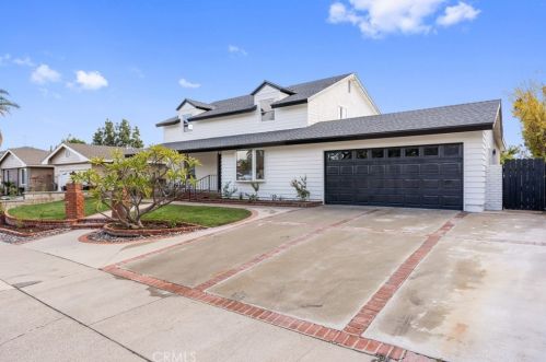 1850 Mariposa Ln, Fullerton CA  92833-1819 exterior